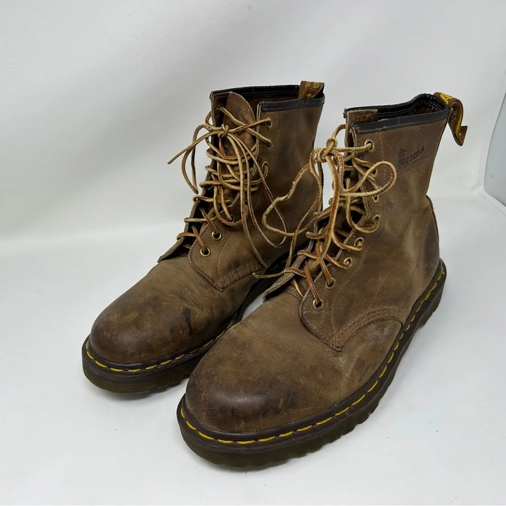 Dr. Martens Vintage leather SIZE UK 10 OR US 12 MADE IN ENGLAND need shoelaces_12
